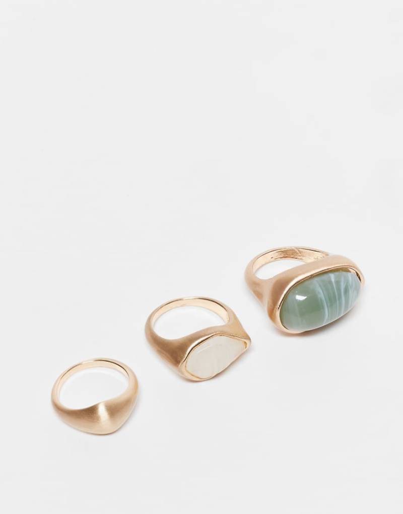 ASOS DESIGN - 3er-Pack Ringe in polierter Goldoptik mit eingesetzten künstlichen Halbedelsteinen-Goldfarben von ASOS DESIGN