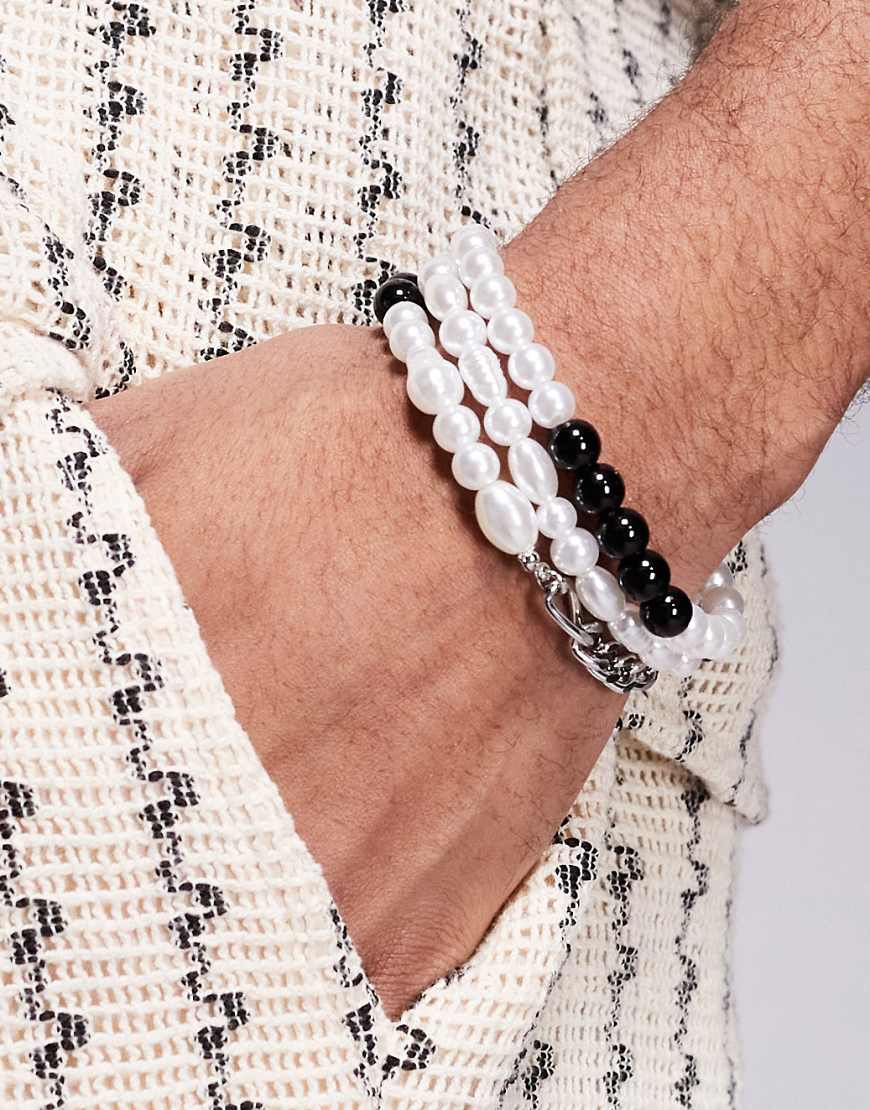 ASOS DESIGN - 3er-Pack silberfarbene Festival-Armbänder mit gemischtem Perlen- und Kettendesign von ASOS DESIGN