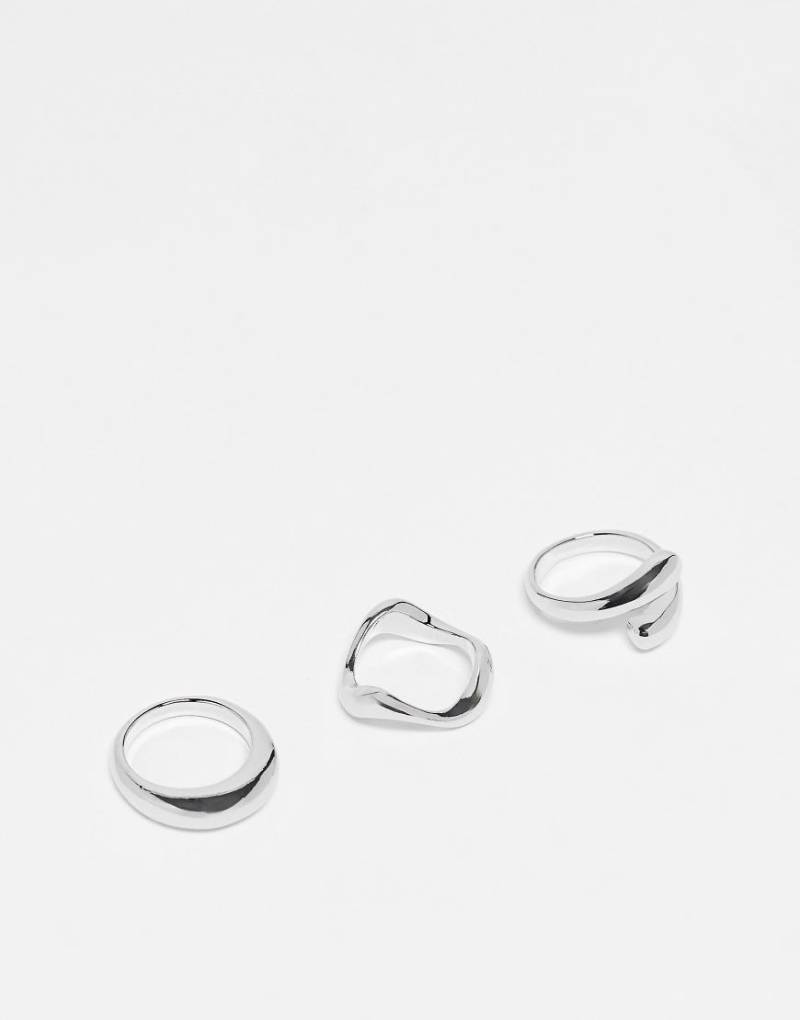 ASOS DESIGN - 3er-Pack silberfarbene Ringe mit verschiedenen minimalistischen Designs von ASOS DESIGN