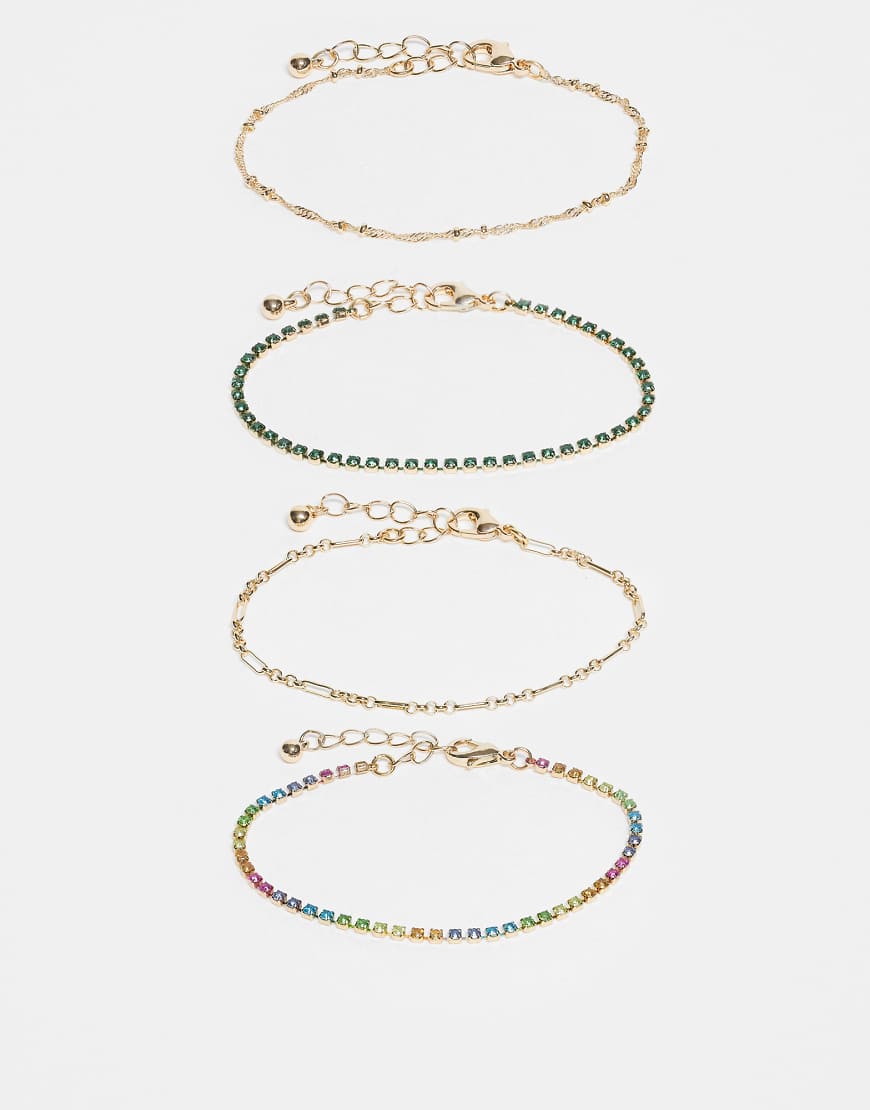 ASOS DESIGN - 4er-Pack zarte goldfarbene Armbänder mit bunten, glitzernden Strasssteinen von ASOS DESIGN