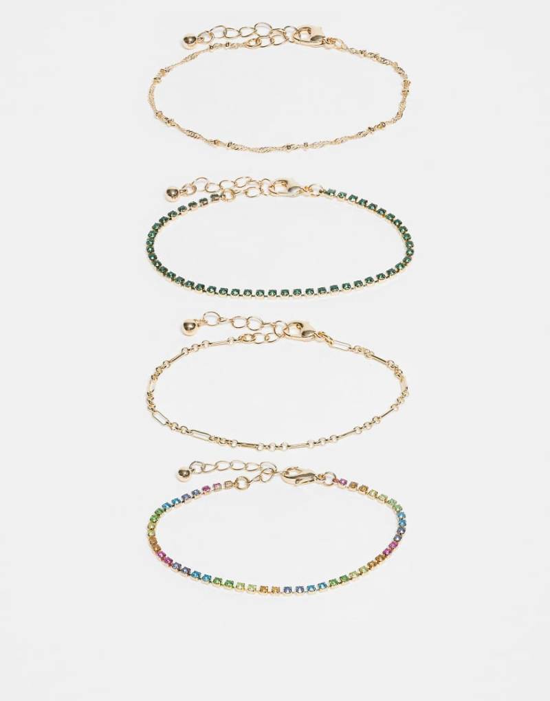 ASOS DESIGN - 4er-Pack zarte goldfarbene Armbänder mit bunten, glitzernden Strasssteinen von ASOS DESIGN