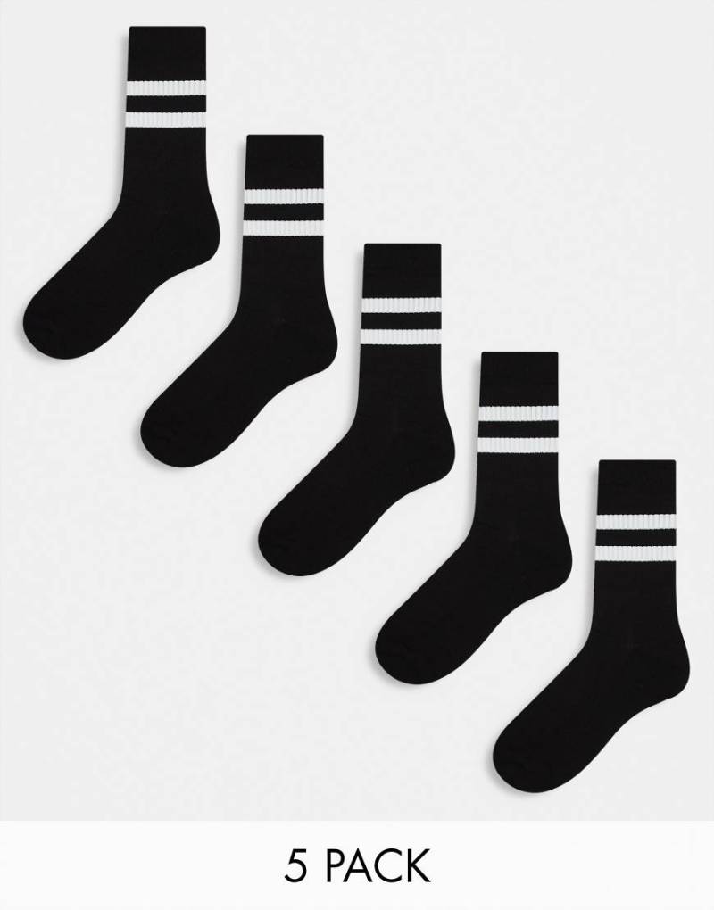 ASOS DESIGN - 5er-Pack Sportsocken in Schwarz mit Streifen in Weiß von ASOS DESIGN