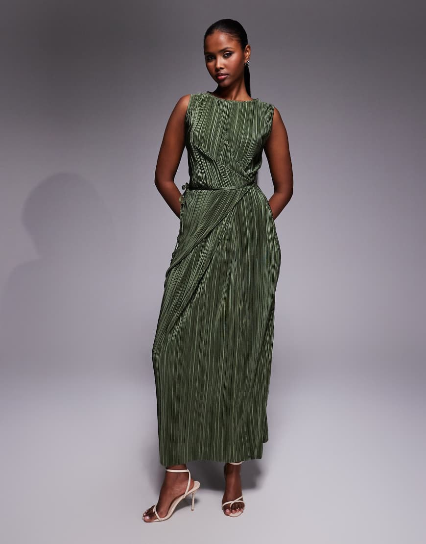 ASOS DESIGN - Ärmelloses, plissiertes Maxi-Wickelkleid in Khaki mit Bindeband vorne-Grün von ASOS DESIGN