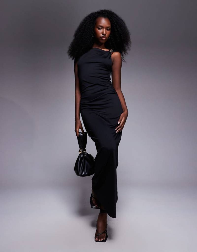 ASOS DESIGN - Ärmelloses Maxikleid in Schwarz mit Metallbesatz von ASOS DESIGN