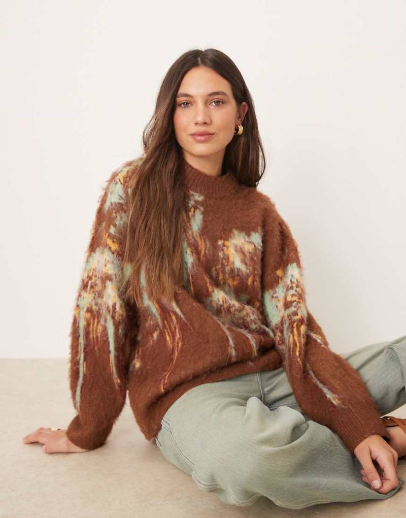 ASOS DESIGN - Angerauter Oversize-Pullover in Braun mit Rundhalsausschnitt und abstraktem Blumenmuster-Brown von ASOS DESIGN