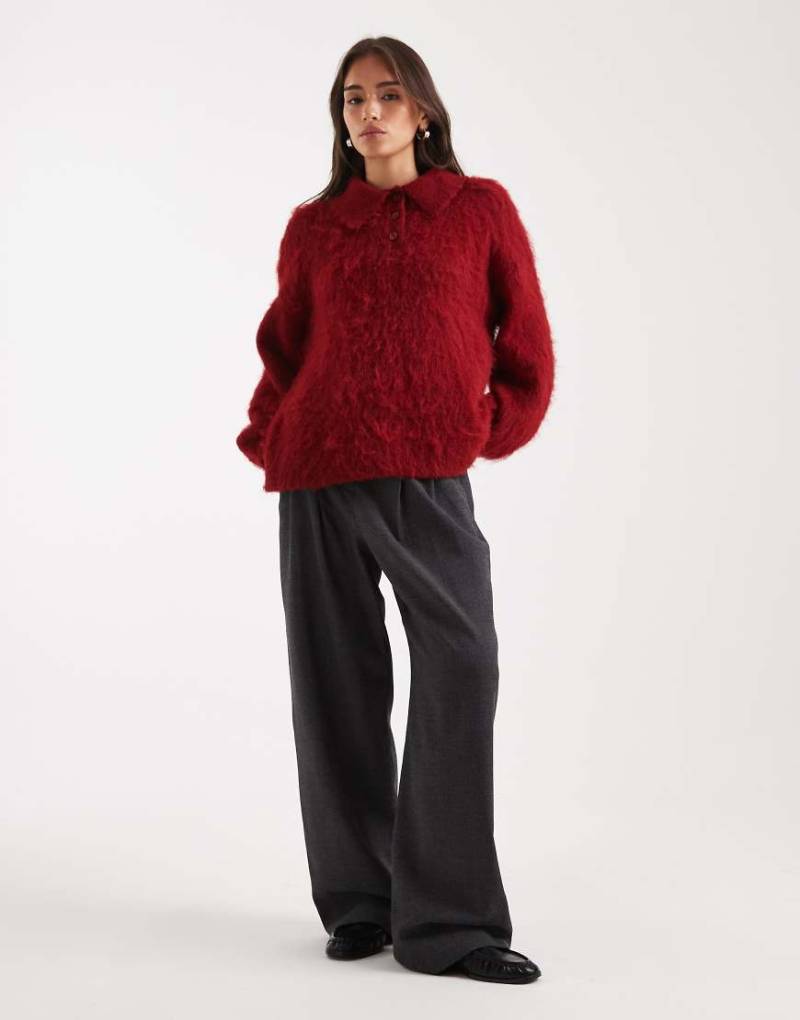 ASOS DESIGN - Angerauter Rugby-Pullover in Rot mit Polokragen von ASOS DESIGN