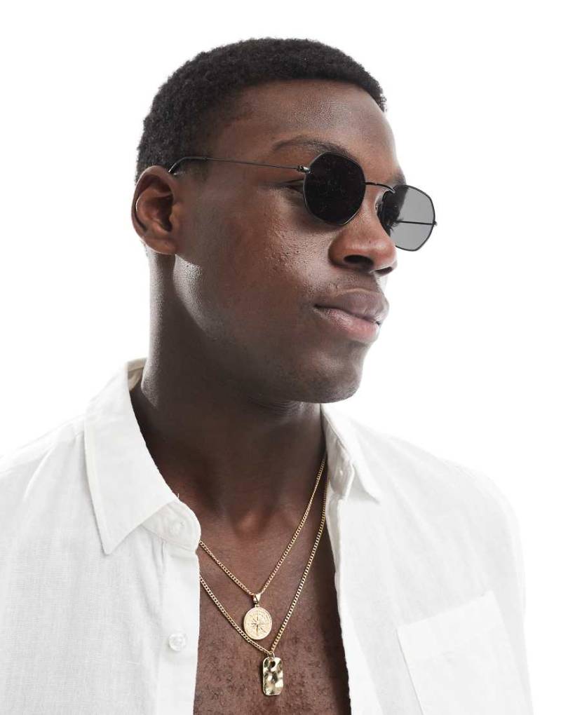 ASOS DESIGN - Eckige Sonnenbrille mit schwarzem Metallgestell und getönten Gläsern von ASOS DESIGN