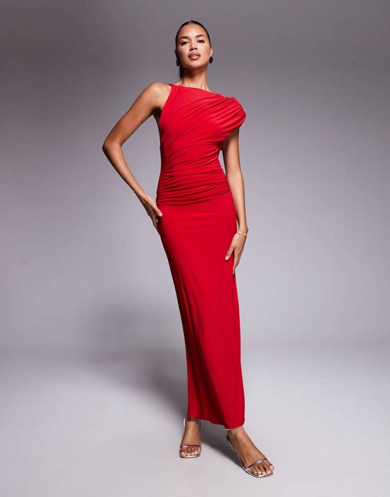ASOS DESIGN - Anschmiegsames Maxikleid in Rot mit Schulterpolstern und geformten Nähten von ASOS DESIGN
