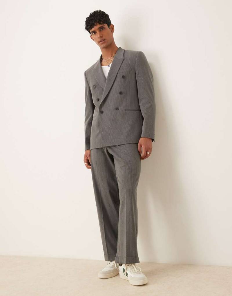 ASOS DESIGN - Anzughose in Anthrazit mit weitem Bein und Nadelstreifen-Grau von ASOS DESIGN
