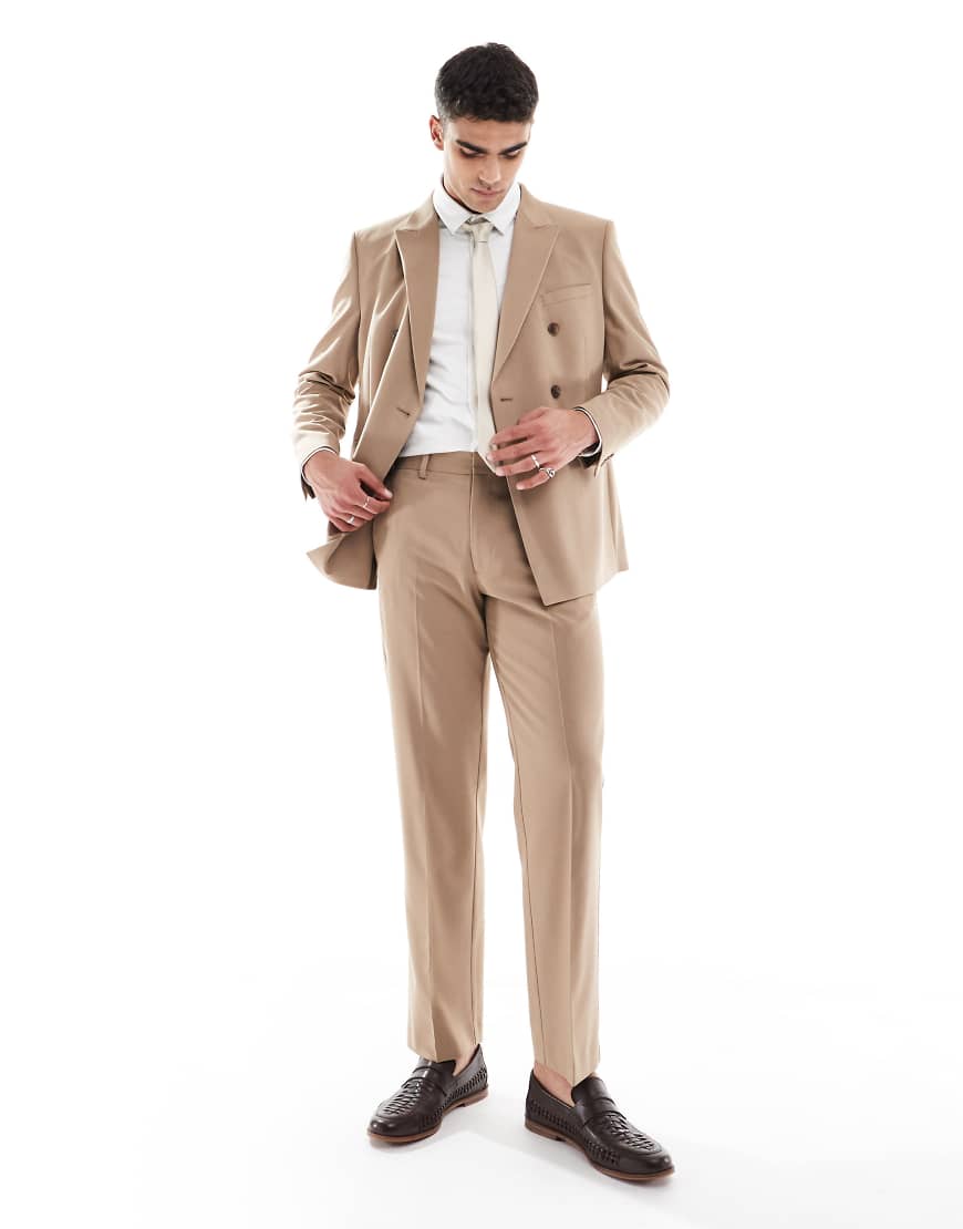 ASOS DESIGN - Anzughose in Braun mit geradem Schnitt ASOS DESIGN - Anzughose in Braun mit geradem Schnitt von ASOS DESIGN