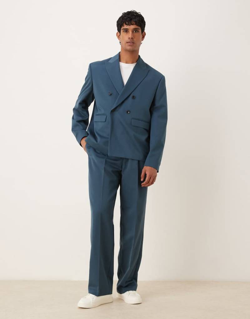 ASOS DESIGN - Anzughose mit weitem Bein in Mittelblau-Marineblau von ASOS DESIGN