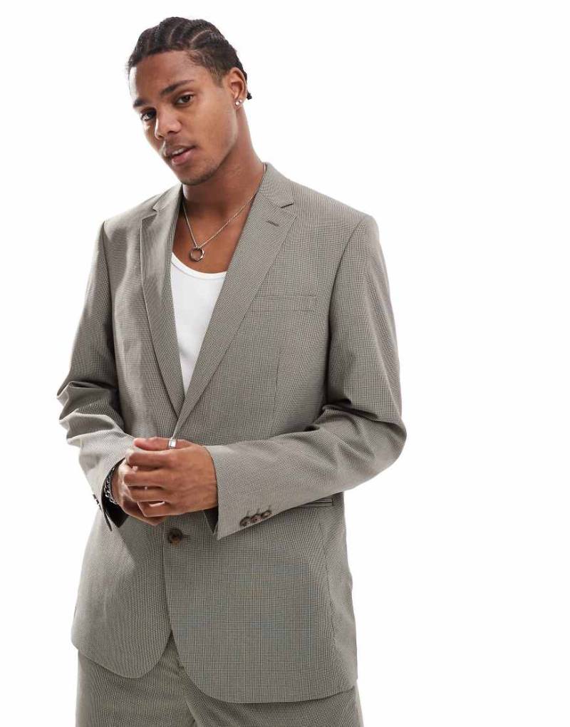 ASOS DESIGN - Anzugjacke in Braun mit normalem Schnitt und Hahnentrittmuster von ASOS DESIGN