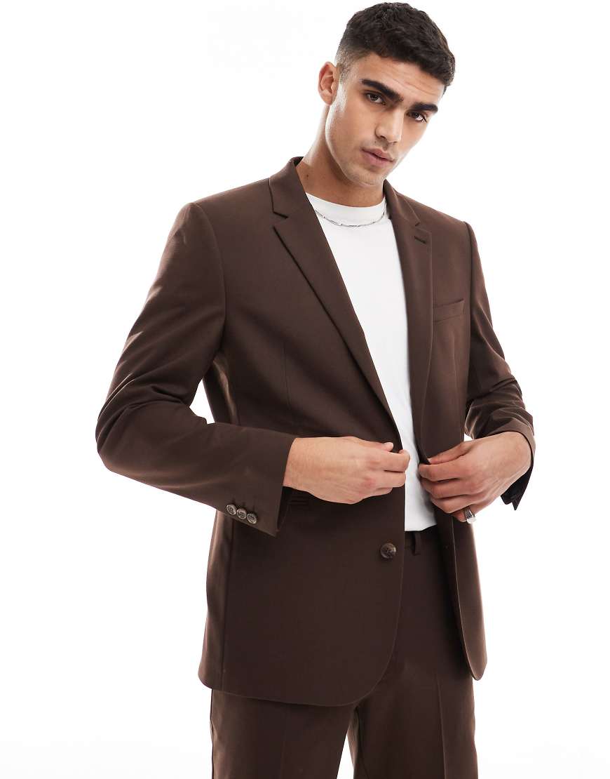 ASOS DESIGN - Anzugjacke in Braun mit regulärer Passform ASOS DESIGN - Anzugjacke in Braun mit regulärer Passform von ASOS DESIGN