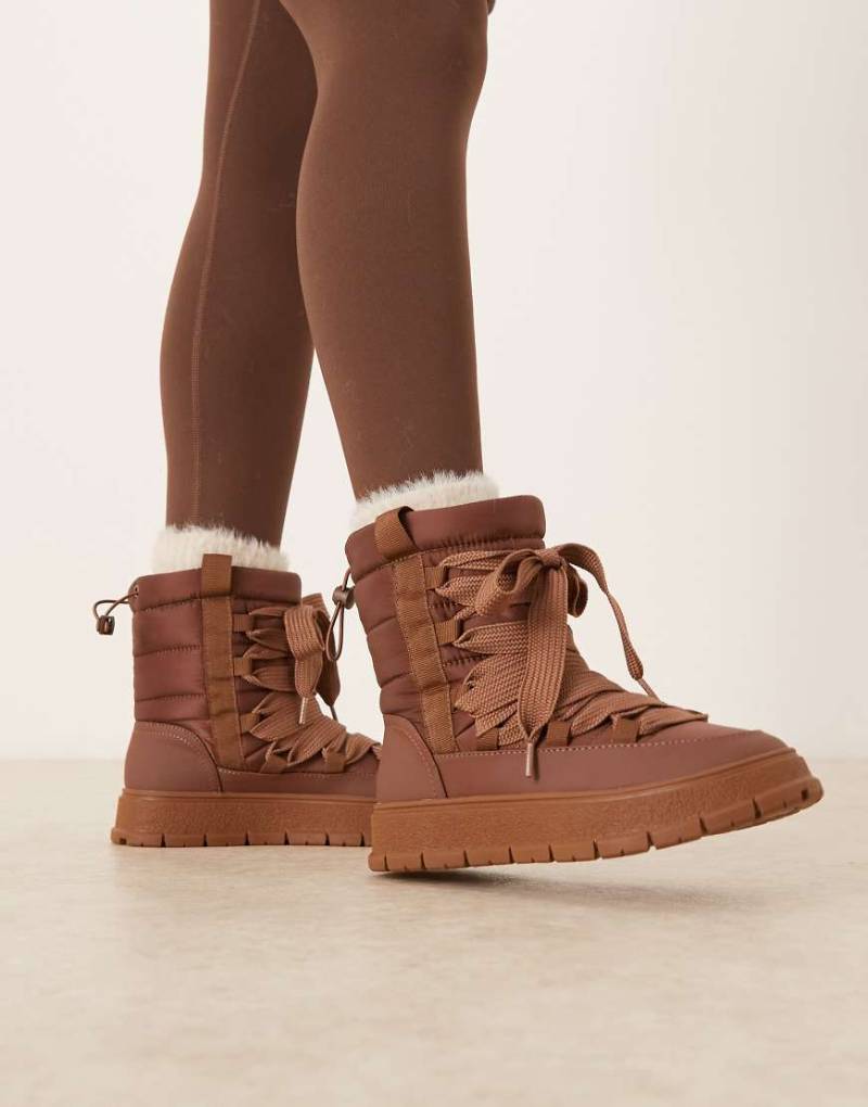 ASOS DESIGN - Arrow - Schneestiefel zum Schnüren aus Nylon in Schokobraun-Brown von ASOS DESIGN