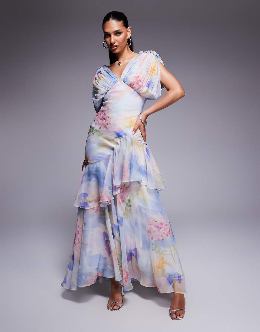 ASOS DESIGN - Asymmetrisches Maxikleid im Blouson-Stil mit Rüschensaum und abstraktem Blumenmuster-Bunt von ASOS DESIGN