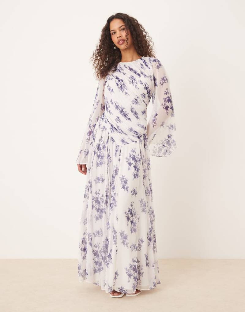 ASOS DESIGN - Asymmetrisches Maxikleid mit abfallender Taille, Rückenausschnitt und lilafarbenem Blumenmuster-Bunt von ASOS DESIGN