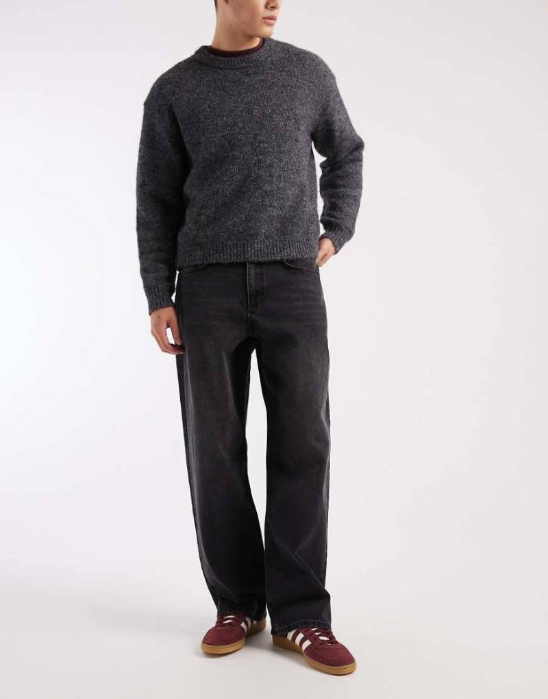 ASOS DESIGN - Baggy-Jeans in verwaschenem Schwarz von ASOS DESIGN