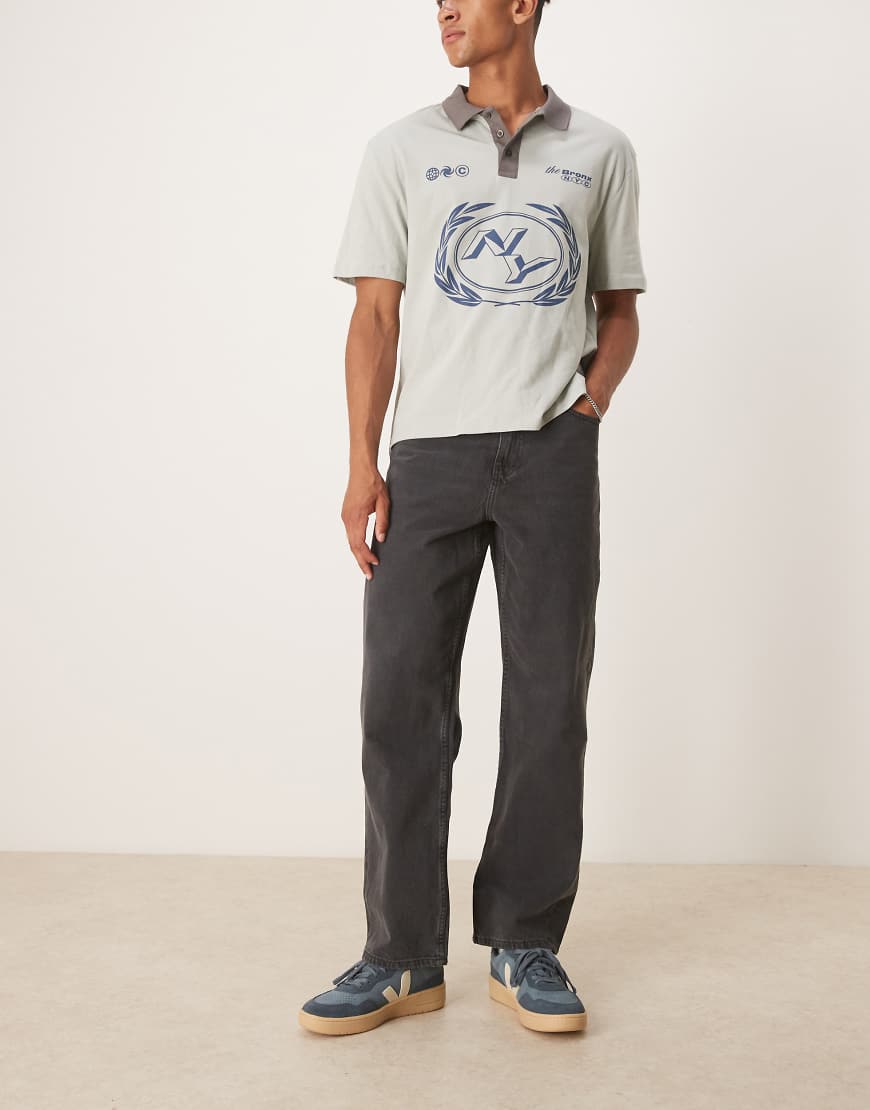 ASOS DESIGN - Baggy-Jeans in verwaschenem Schwarz von ASOS DESIGN