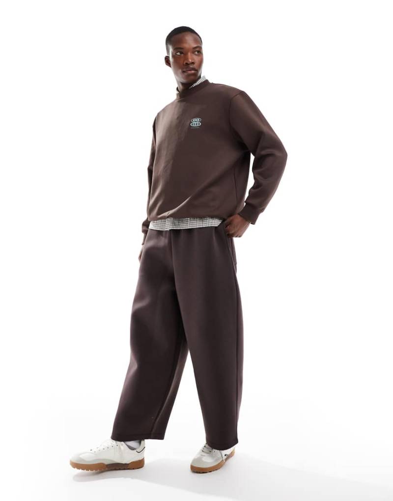 ASOS DESIGN - Ballon-Jogginghose aus Neopren-Stoff in Grau mit Oversize-Schnitt von ASOS DESIGN