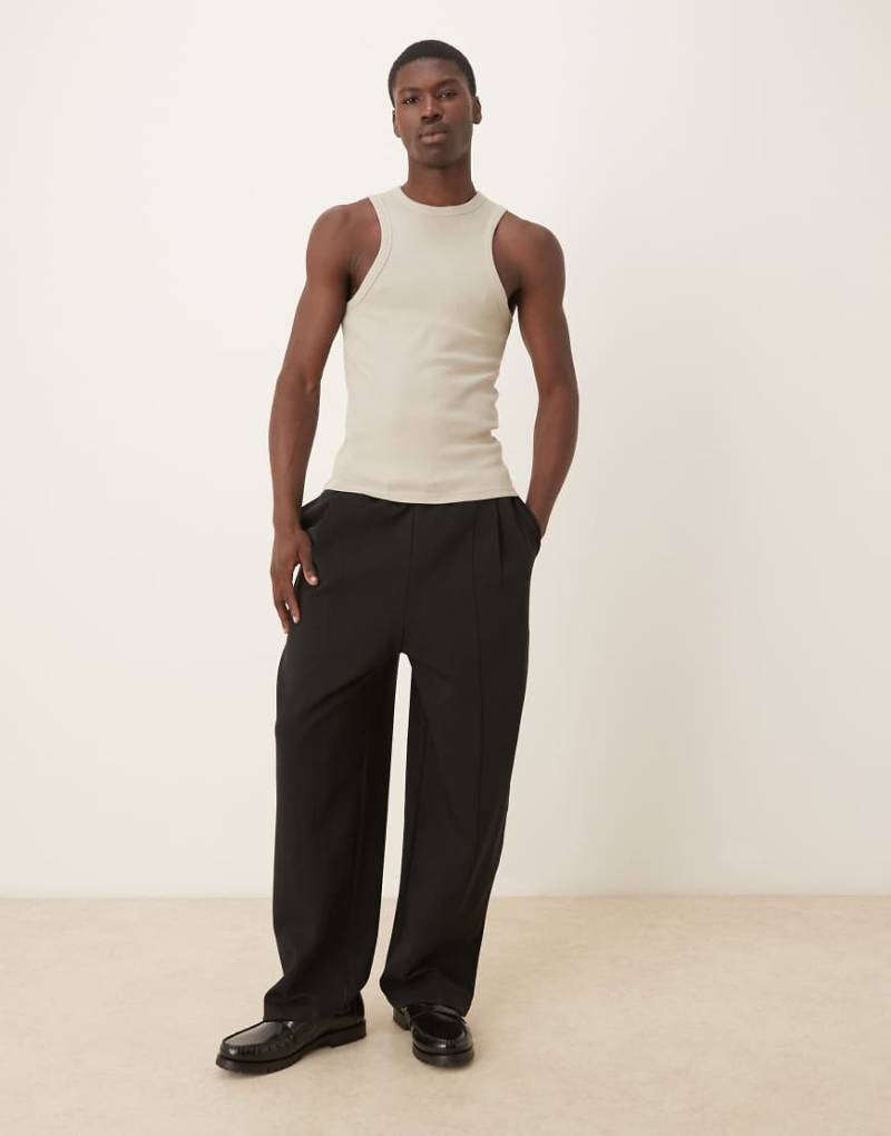 ASOS DESIGN - Ballon-Jogginghose in Schwarz mit Oversize-Passform von ASOS DESIGN