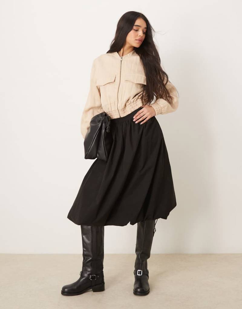 ASOS DESIGN - Ballonrock in Schwarz in Midilänge von ASOS DESIGN
