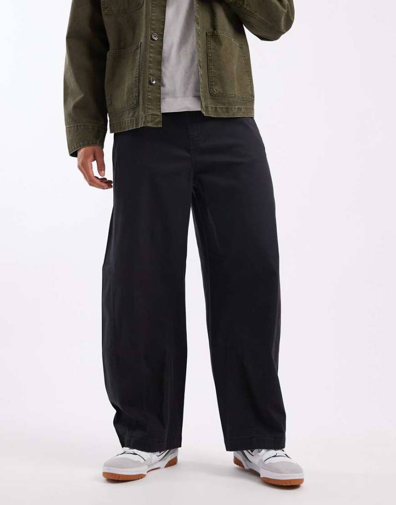 ASOS DESIGN - Barrel-Hose in Schwarz mit Ziernähten von ASOS DESIGN