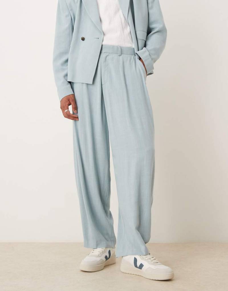 ASOS DESIGN - Barrel Leg Anzughose aus Leinenmix in Hellblau von ASOS DESIGN