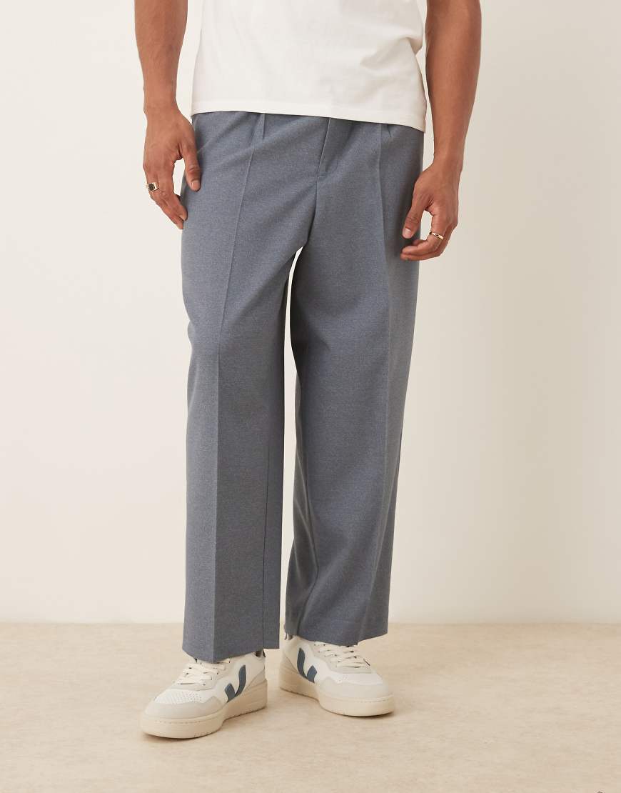 ASOS DESIGN - Barrel-Leg-Anzughose in Blau ASOS DESIGN - Barrel-Leg-Anzughose in Blau von ASOS DESIGN