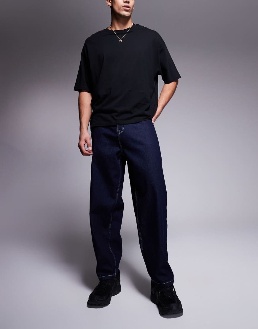 ASOS DESIGN - Barrel-Leg-Jeans in verwaschenem Dunkelblau ASOS DESIGN - Barrel-Leg-Jeans in verwaschenem Dunkelblau von ASOS DESIGN