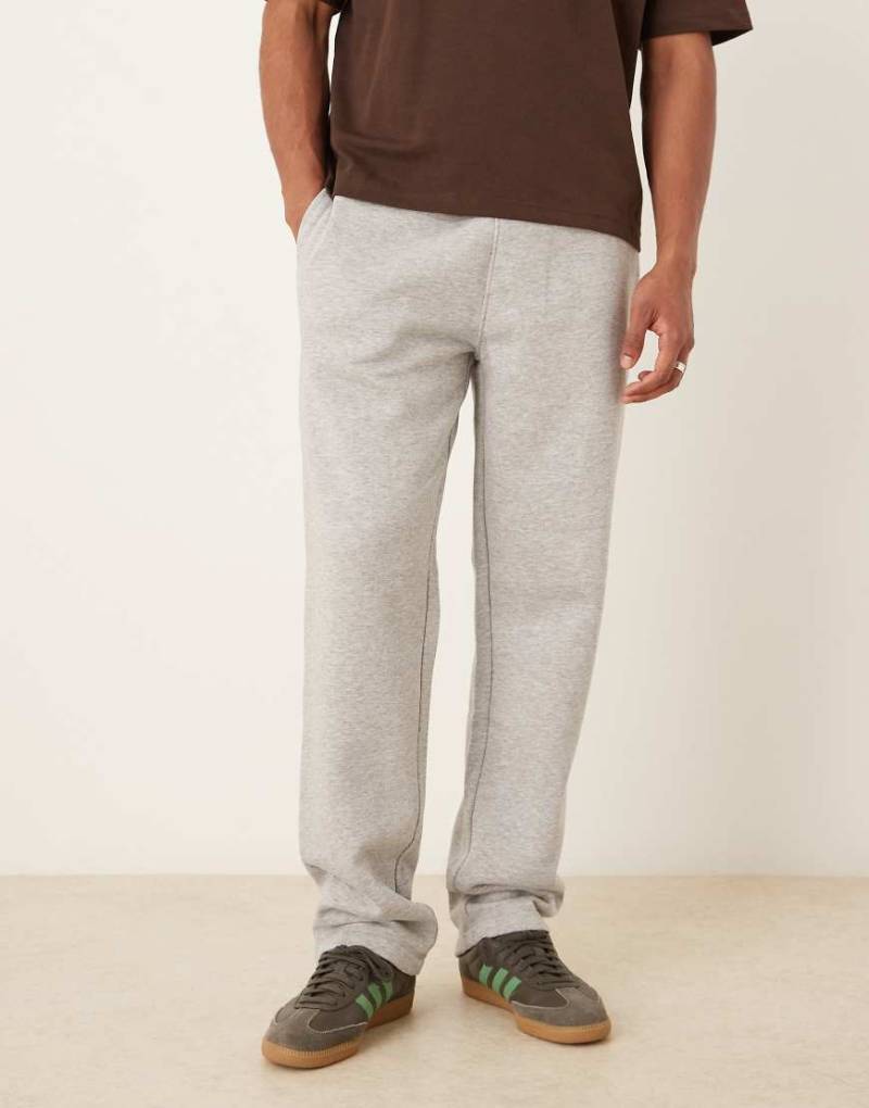ASOS DESIGN - Essentials - Jogginghose in grau meliert mit geradem Bein von ASOS DESIGN