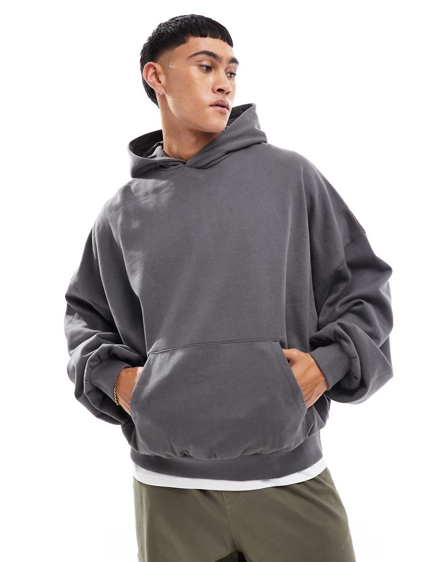 ASOS DESIGN - Basic-Kapuzenpullover in Anthrazit mit Super-Oversize-Schnitt-Grau ASOS DESIGN - Basic-Kapuzenpullover in Anthrazit mit Super-Oversize-Schnitt-Grau von ASOS DESIGN