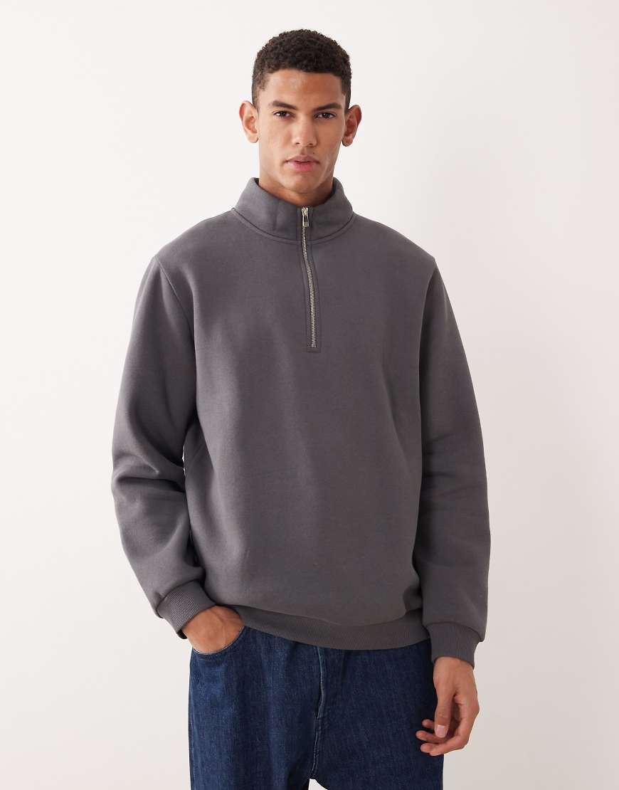 ASOS DESIGN - Basic-Sweatshirt in Anthrazit mit halblangem Reißverschluss-Grau von ASOS DESIGN