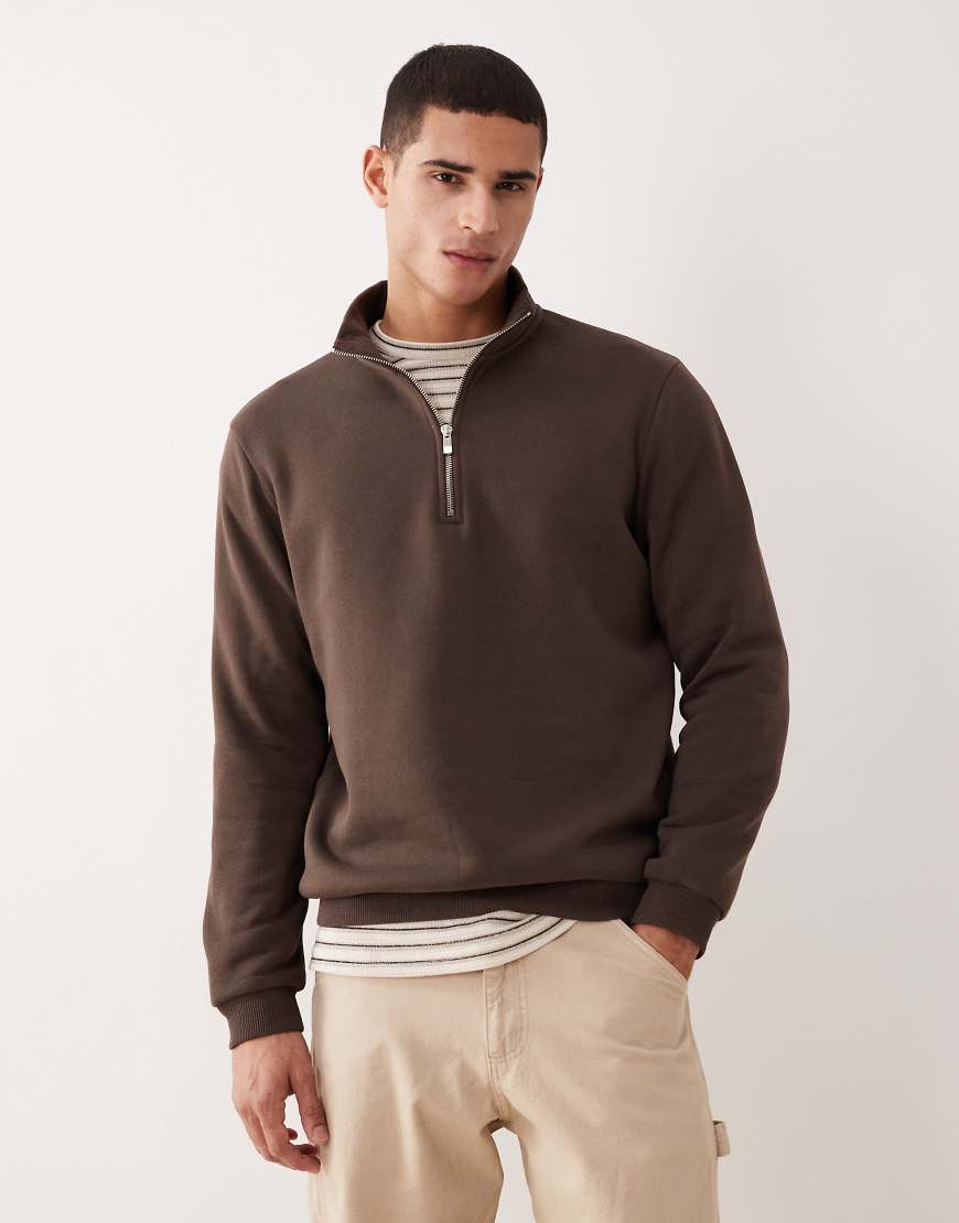 ASOS DESIGN - Basic-Sweatshirt in Braun mit kurzem Reißverschluss-Brown von ASOS DESIGN