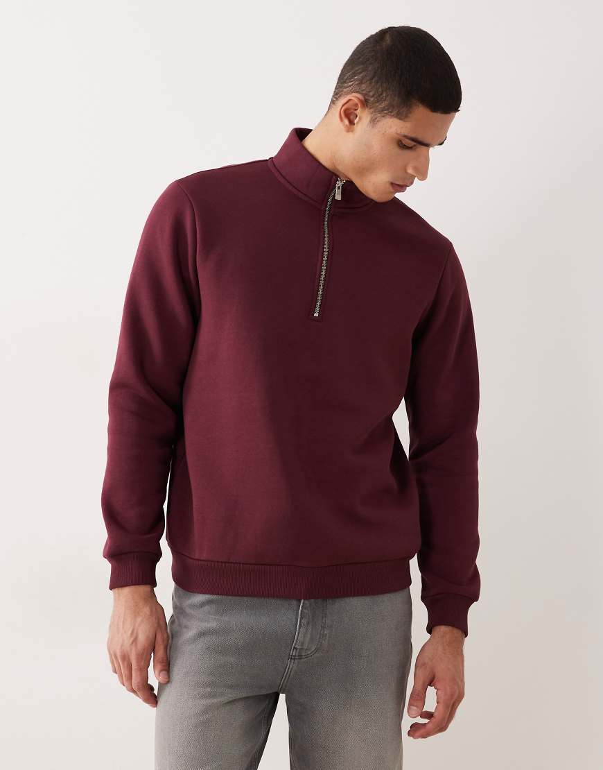 ASOS DESIGN - Basic-Sweatshirt in Burgunderrot mit halblangem Reißverschluss von ASOS DESIGN