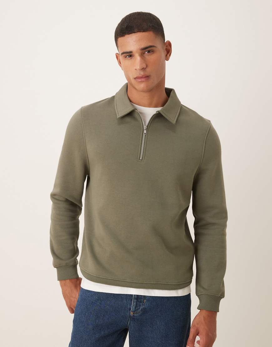 ASOS DESIGN - Basic-Sweatshirt in Grün mit kurzem Reißverschluss und Kragen ASOS DESIGN - Basic-Sweatshirt in Grün mit kurzem Reißverschluss und Kragen von ASOS DESIGN