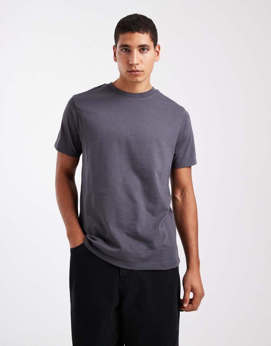 ASOS DESIGN - Basic-T-Shirt in Anthrazit mit Rundhalsausschnitt-Grau von ASOS DESIGN