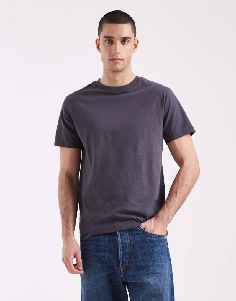 ASOS DESIGN - Basic-T-Shirt in Anthrazit mit Rundhalsausschnitt-Grau von ASOS DESIGN
