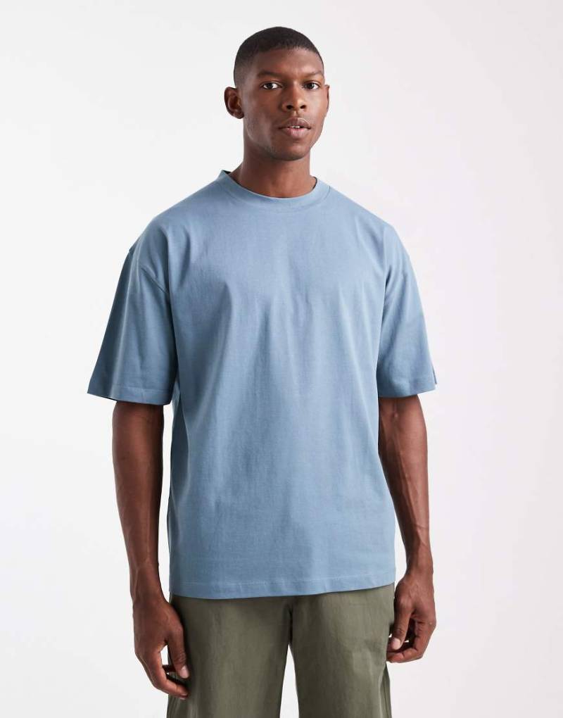 ASOS DESIGN - Basic-T-Shirt in Blau mit Rundhalsausschnitt und Oversize-Schnitt von ASOS DESIGN