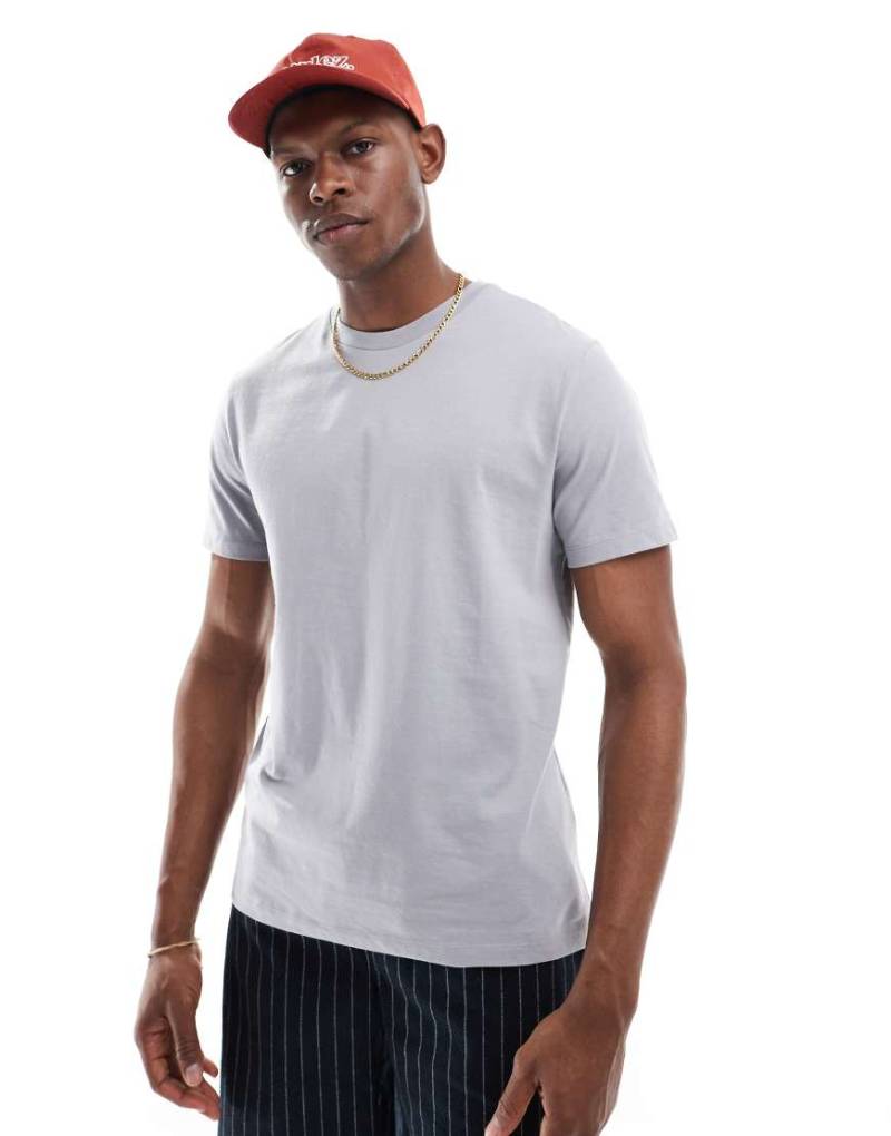 ASOS DESIGN - Basic-T-Shirt in Grau mit Rundhalsausschnitt von ASOS DESIGN