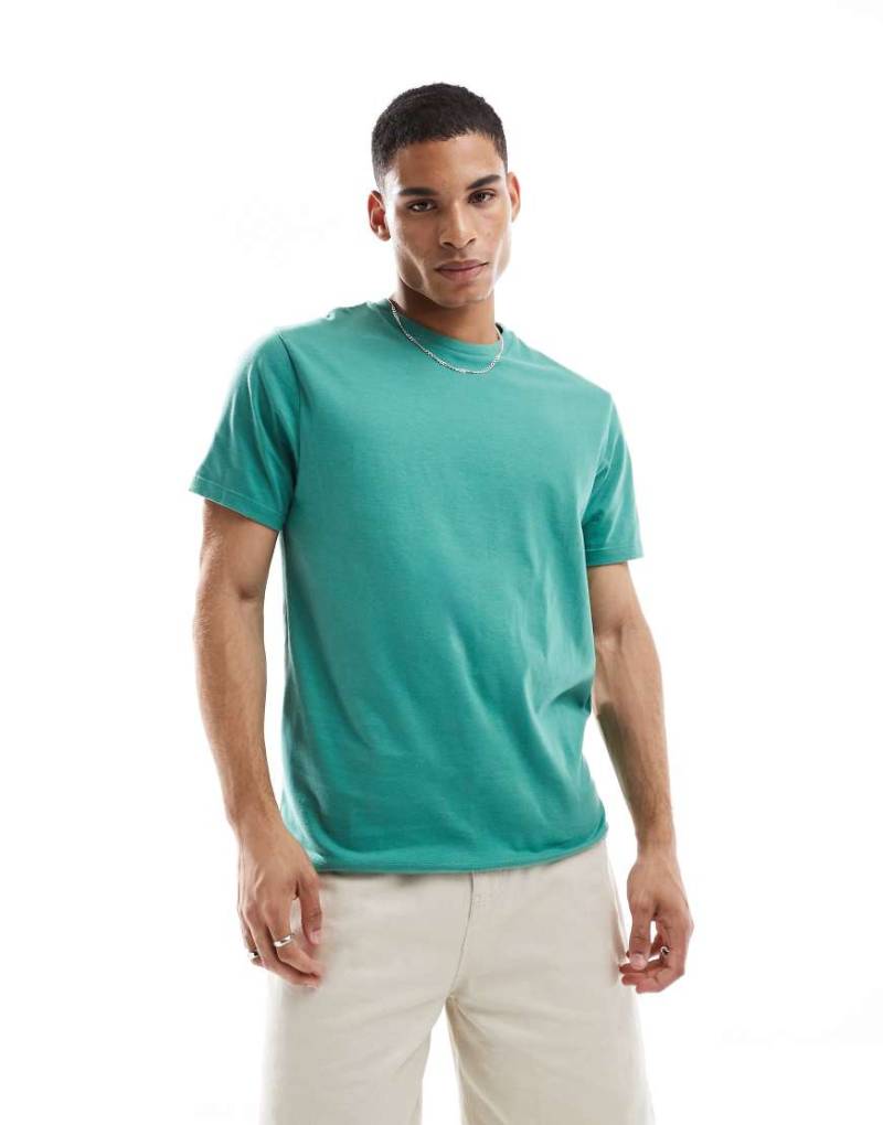 ASOS DESIGN - Basic-T-Shirt in Grün mit Rundhalsausschnitt von ASOS DESIGN