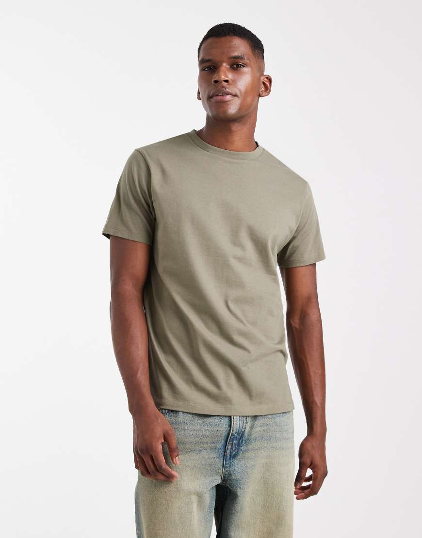 ASOS DESIGN - Basic-T-Shirt in Khaki mit Rundhalsausschnitt-Grün von ASOS DESIGN