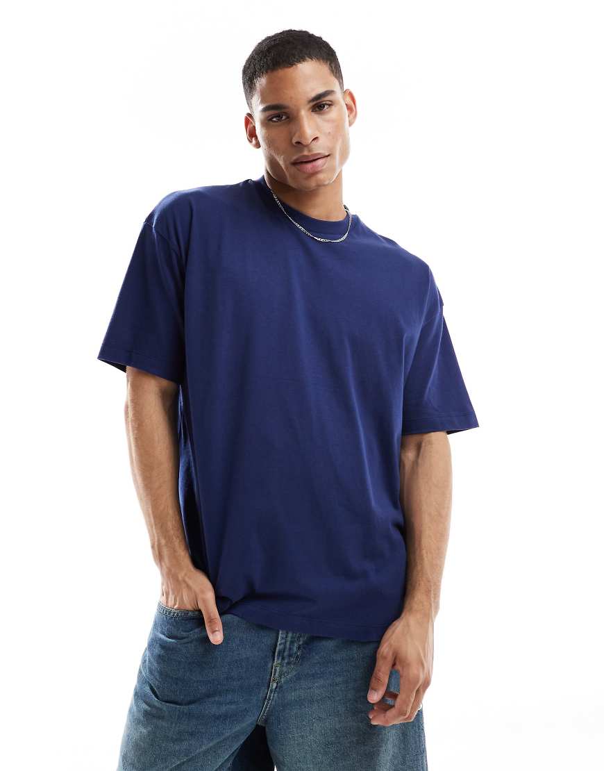 ASOS DESIGN - Basic-T-Shirt in Marineblau mit Oversize-Schnitt ASOS DESIGN - Basic-T-Shirt in Marineblau mit Oversize-Schnitt von ASOS DESIGN