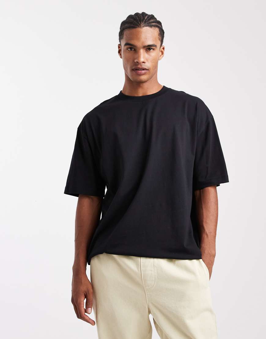 ASOS DESIGN - Basic-T-Shirt in Schwarz mit Oversize-Schnitt von ASOS DESIGN