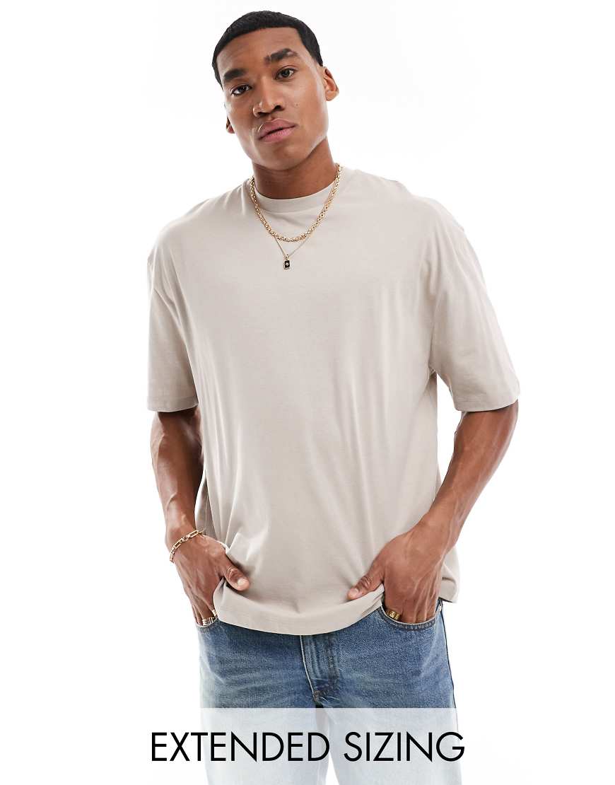 ASOS DESIGN - Basic-T-Shirt in Steinbeige mit Oversize-Schnitt-Neutral ASOS DESIGN - Basic-T-Shirt in Steinbeige mit Oversize-Schnitt-Neutral von ASOS DESIGN