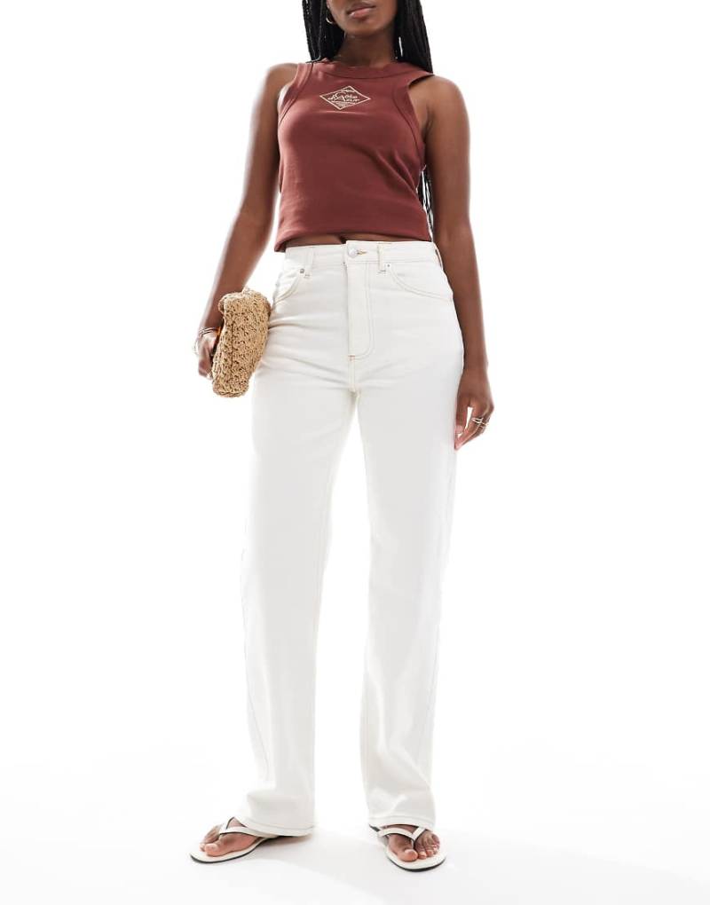 ASOS DESIGN - Knöchellange, gerade geschnittene Jeans aus Comfort Stretch in Ecru-Weiß von ASOS DESIGN