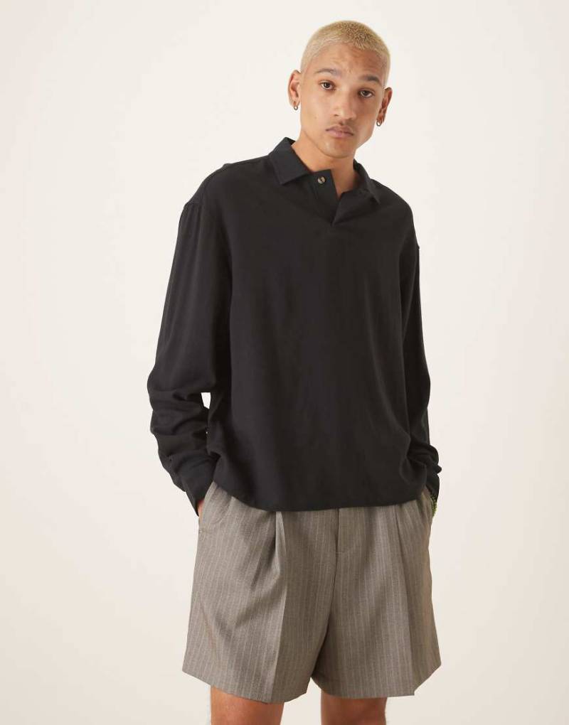 ASOS DESIGN - Elegante Bermuda-Shorts in Grau mit Nadelstreifen und elastischem Bund von ASOS DESIGN