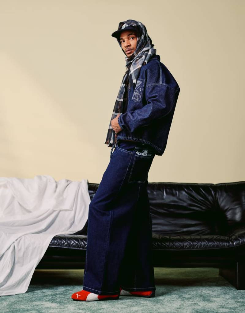 ASOS DESIGN - Besonders weite Jeans in Indigoblau mit Stickerei, Kombiteil von ASOS DESIGN