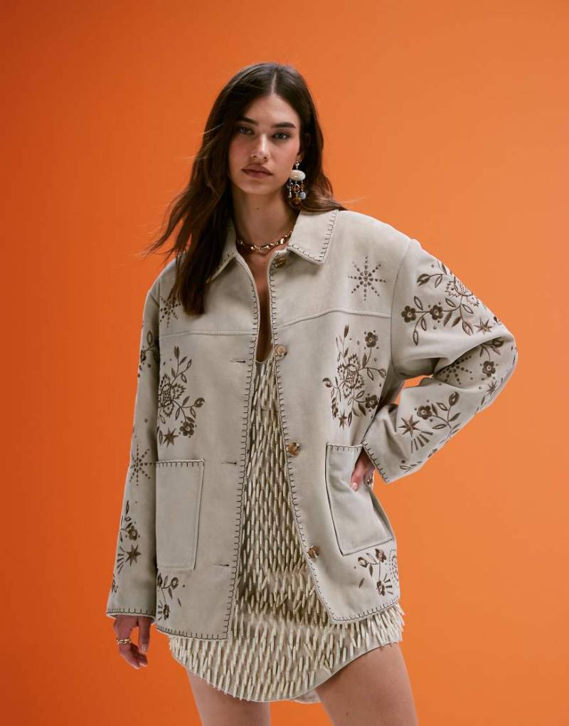 ASOS DESIGN - Bestickte Jacke aus Wildleder in Steinbeige-Keine Farbe von ASOS DESIGN