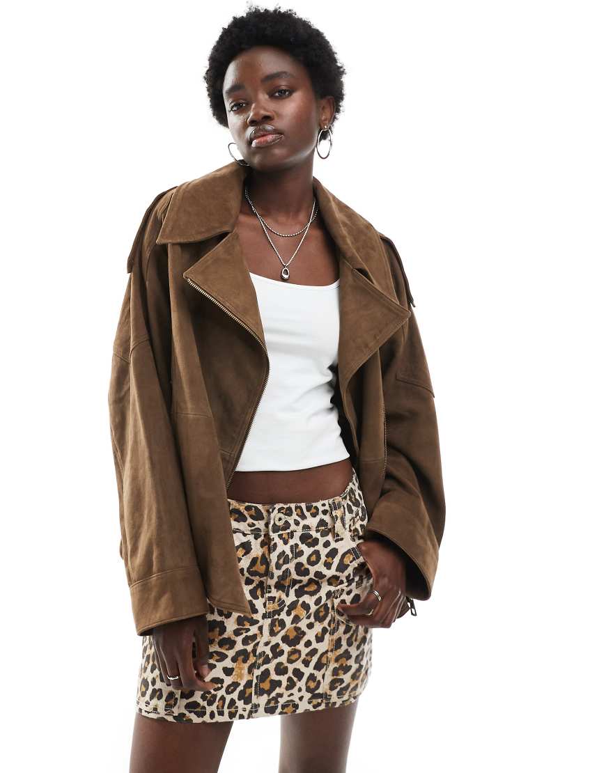 ASOS DESIGN - Bikerjacke aus echtem Wildleder in Braun mit gestepptem Futter von ASOS DESIGN