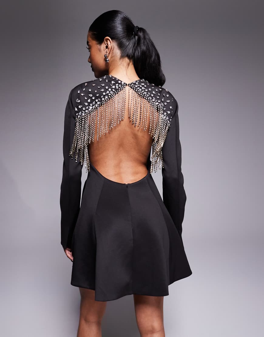 ASOS DESIGN - Blazer-Minikleid aus neoprenartigem Material in Schwarz mit tiefem Ausschnitt, Rückenausschnitt und Fransenverzierung von ASOS DESIGN